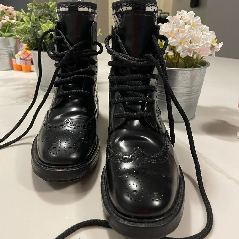 Dior black boots with checkered detail on top. Authentic! Size 6.5 - Picture 2 of 10